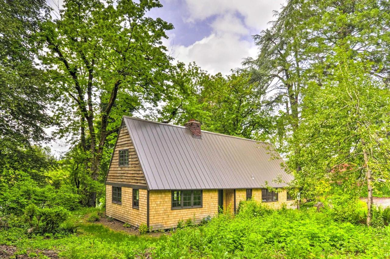 Peaceful And Elegant Cottage With Riverside View أوريغون سيتي المظهر الخارجي الصورة